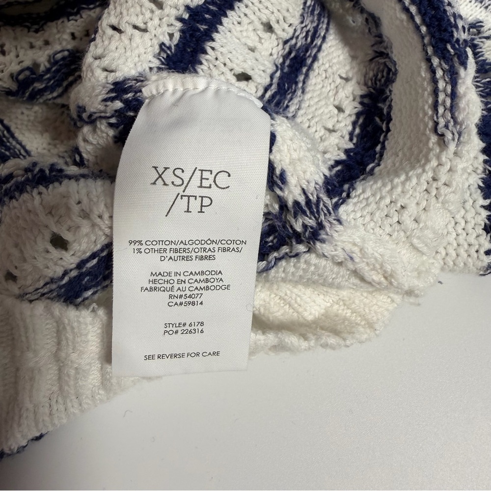 CAbi Women's Open Knit V-Neck Sweater Navy and White Stripes Size XS Oversized - Picture 3 of 7